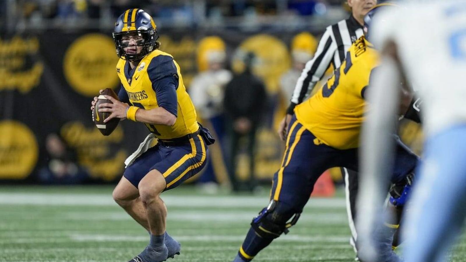 West Virginia&#39;s defense stuffs North Carolina in Mayo Bowl