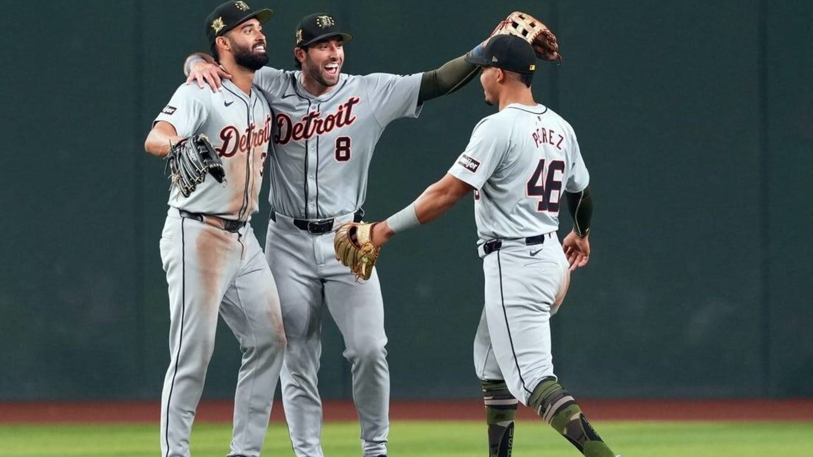 Tigers use 6-run inning to topple Diamondbacks