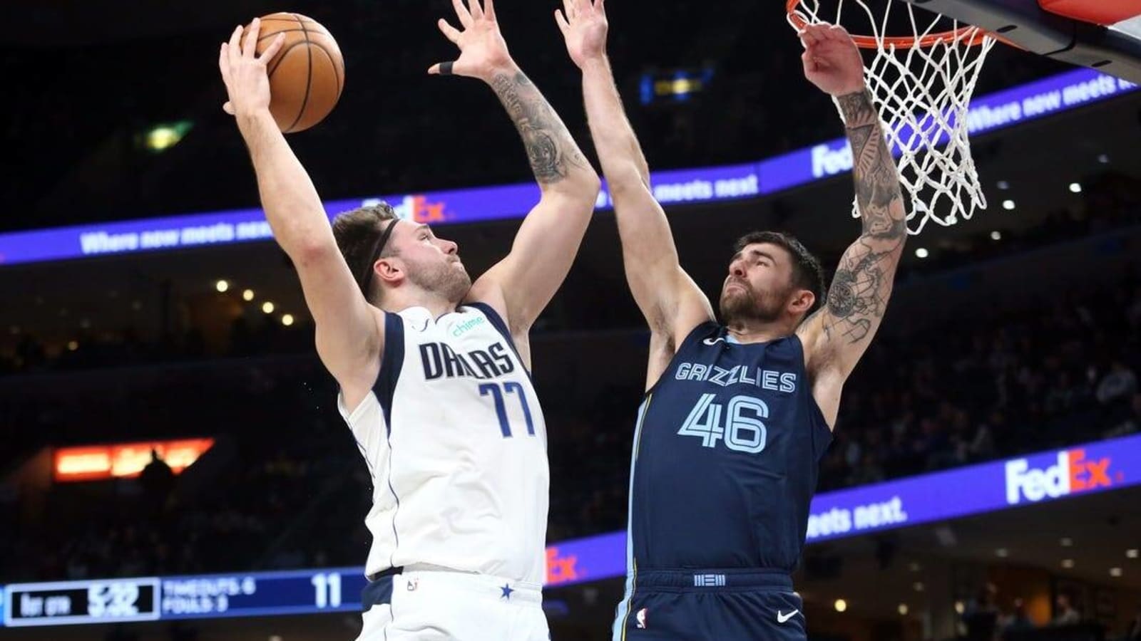 Luka Doncic, Mavericks hold off Grizzlies