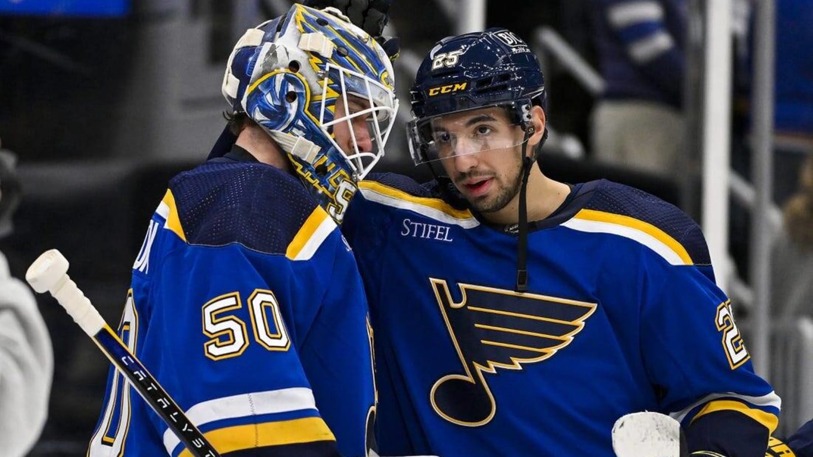 Blues, Flyers match up with hot streaks on the line