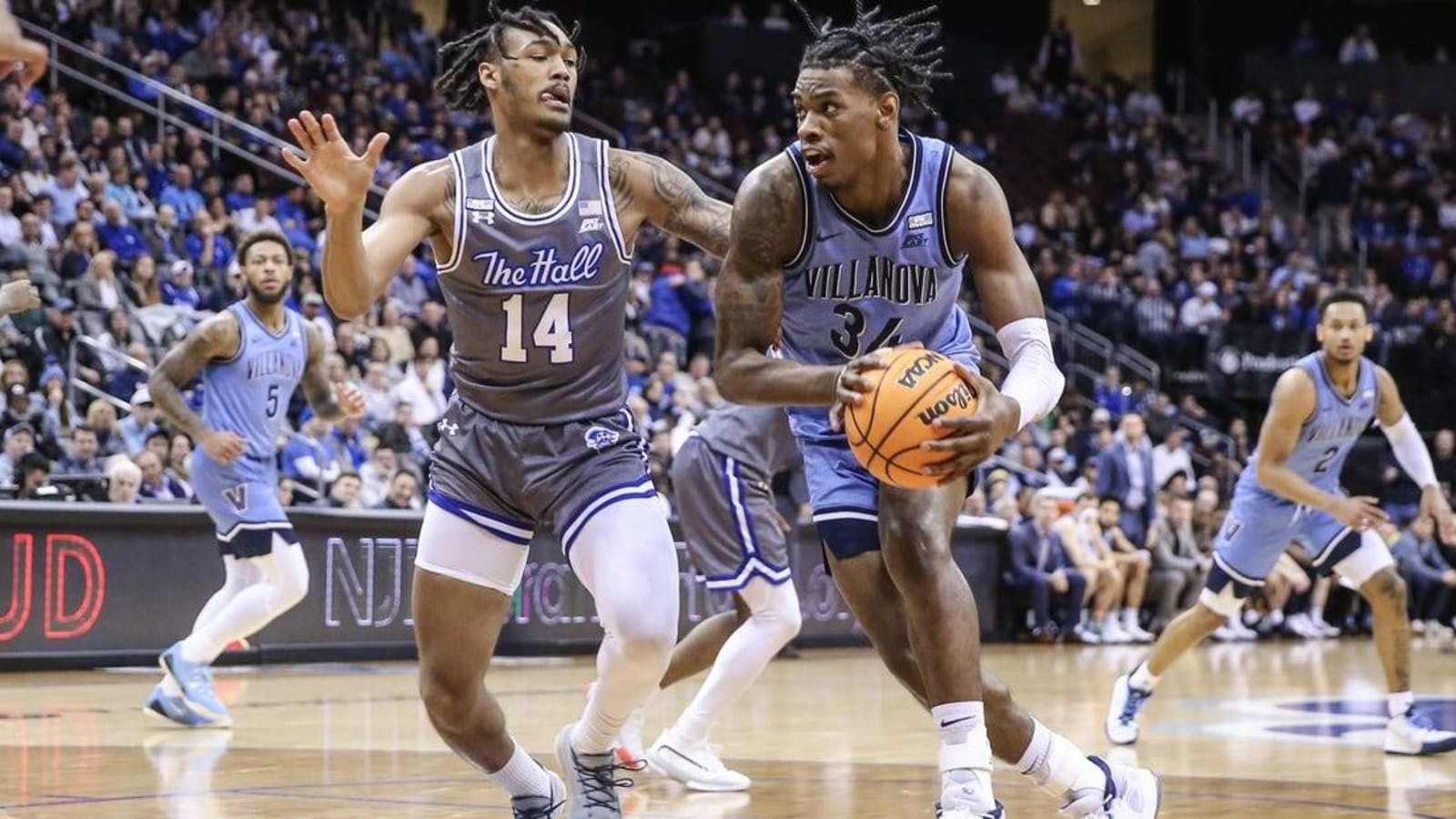 Villanova holds the line in win over Seton Hall