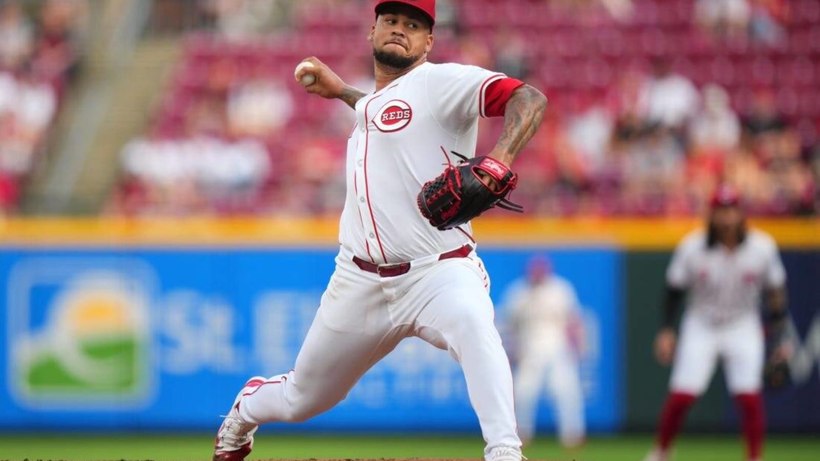 Reds&#39; Frankie Montas back on familiar turf vs. Giants