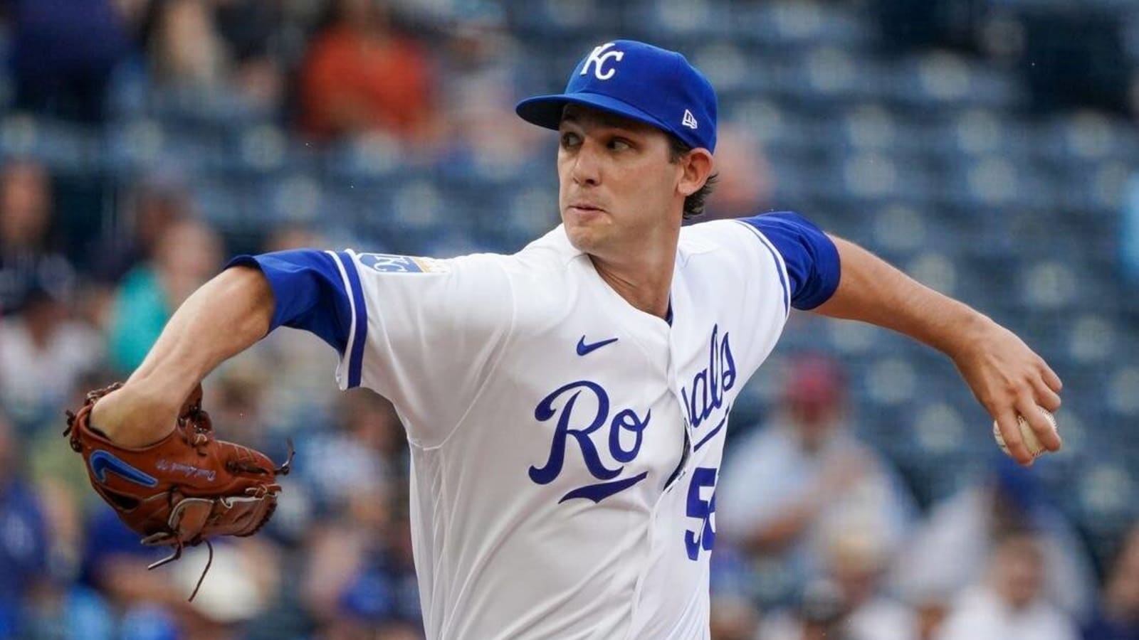 Royals transfer LHP Daniel Lynch IV (shoulder) to 60-day IL