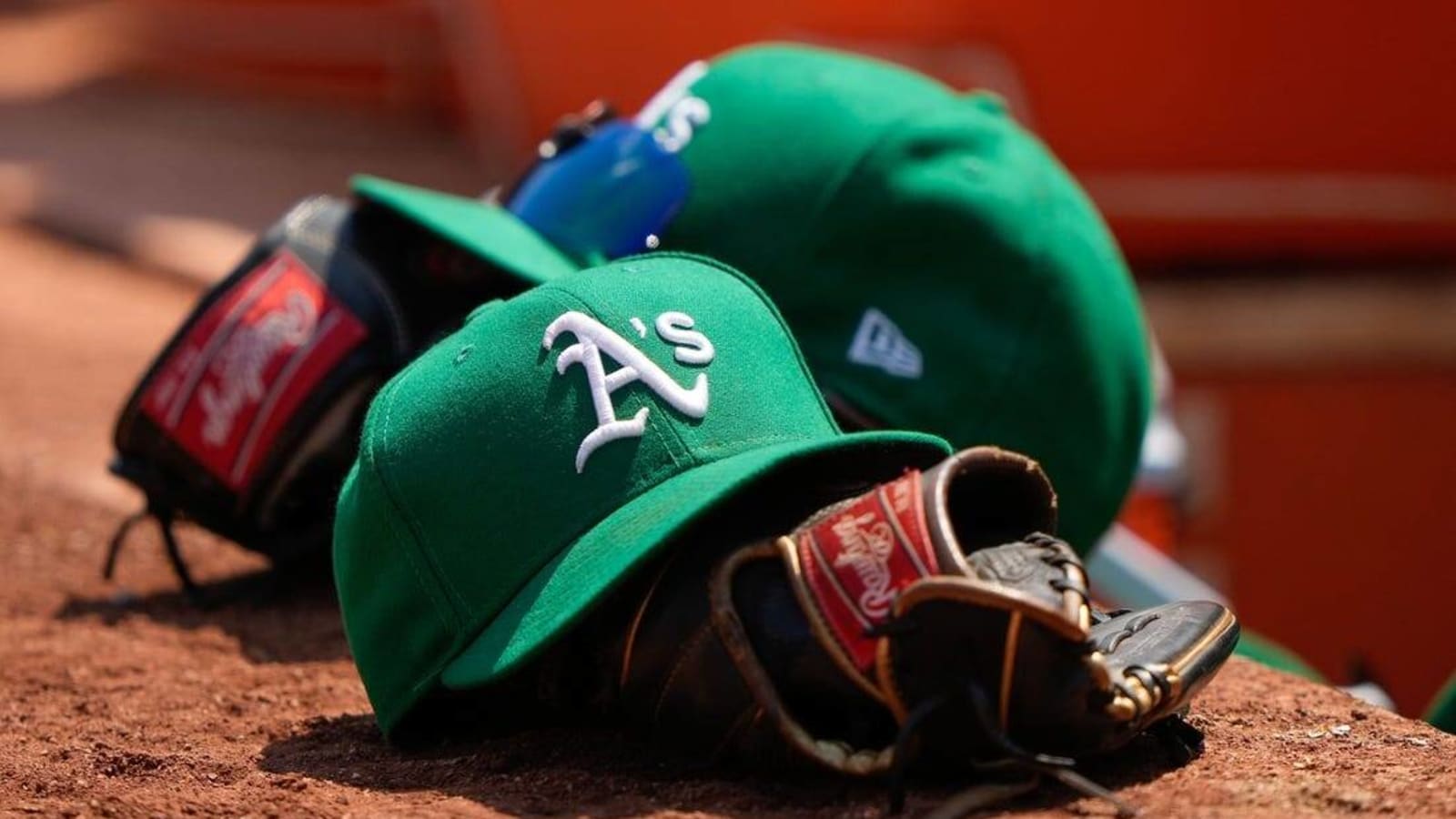 A&#39;s announcer apologizes for apparent use of racial slur