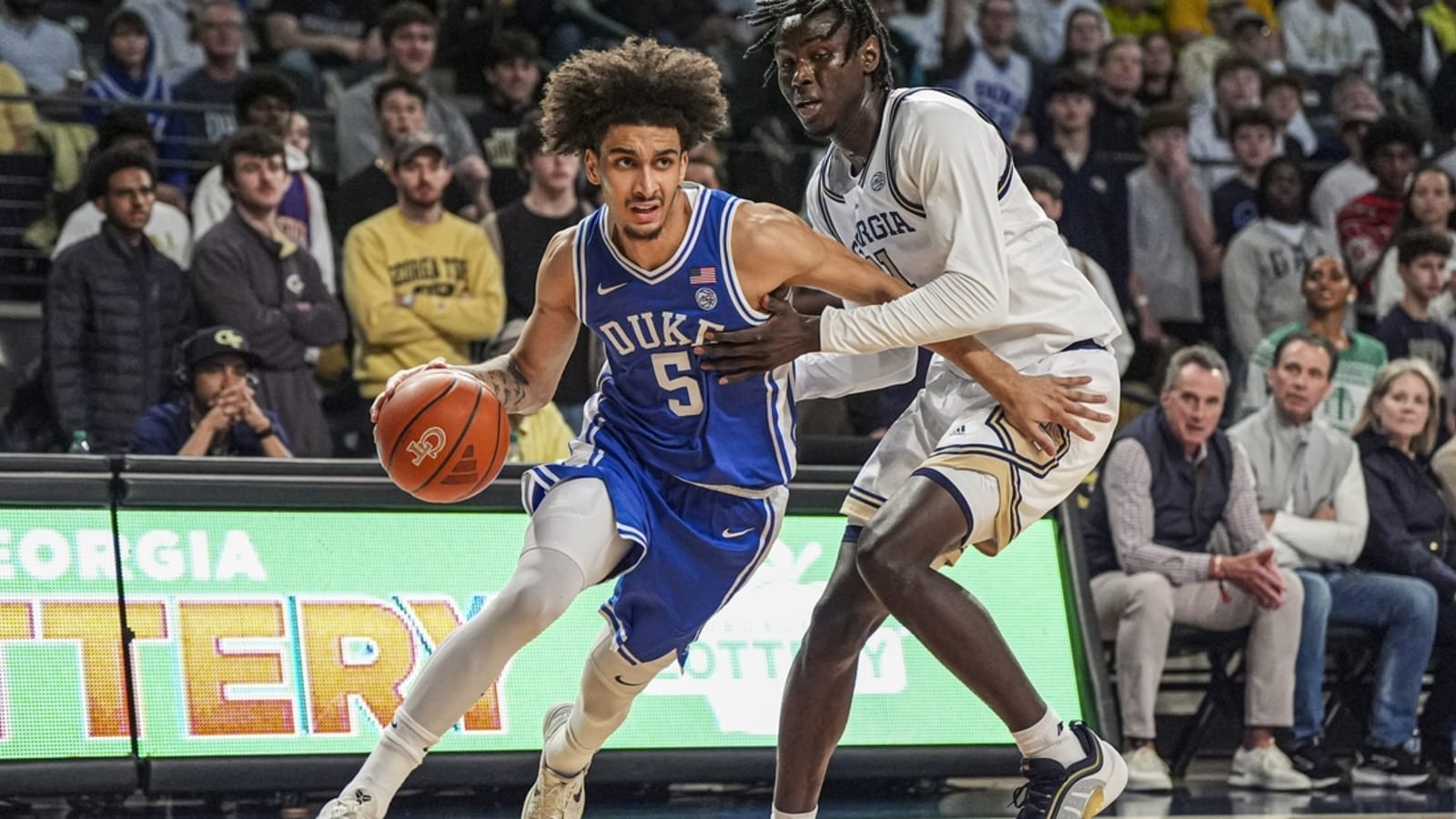 No. 5 Duke wins sixth straight with rout of Georgia Tech