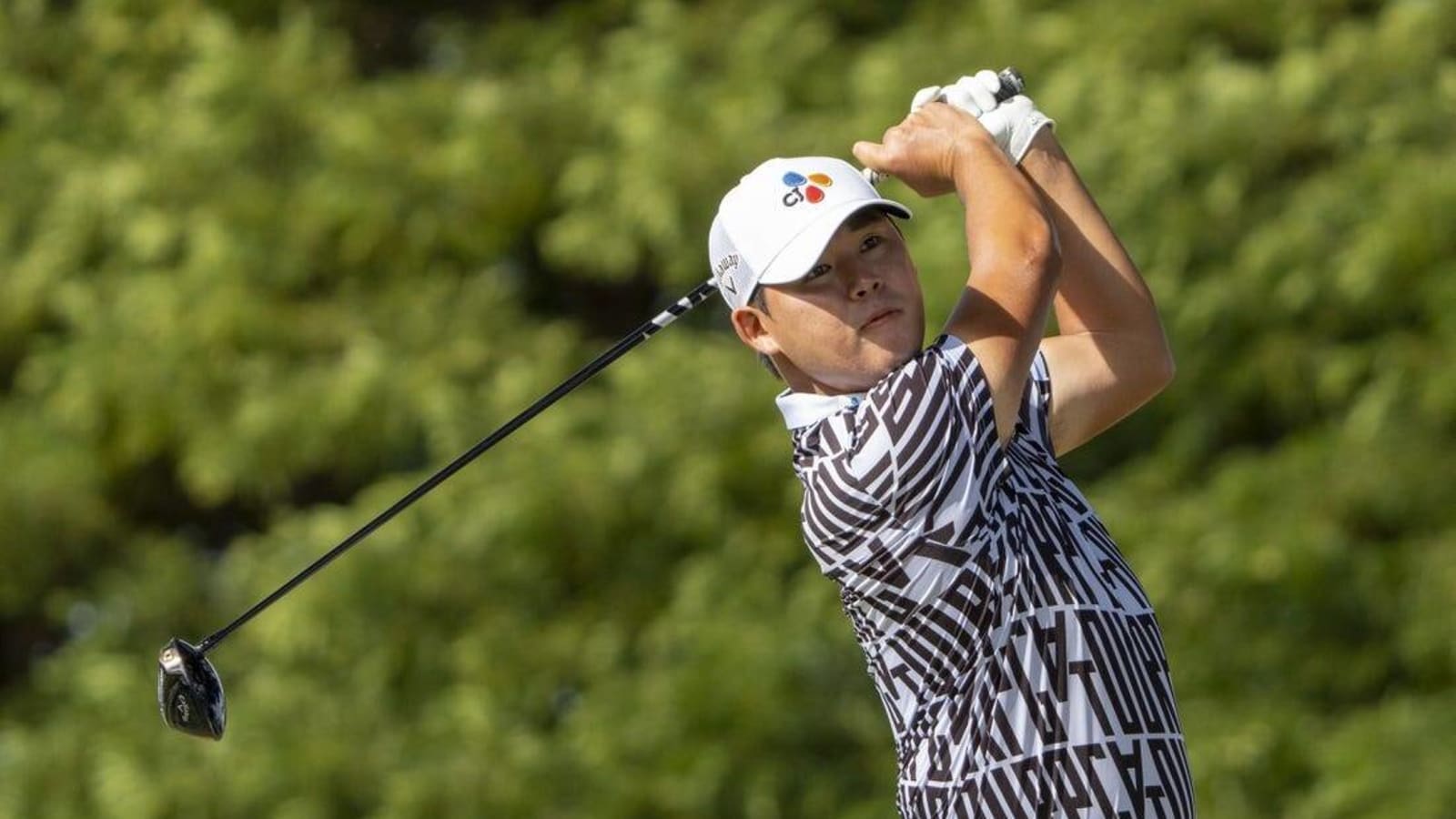 Si Woo Kim rallies to win Sony Open