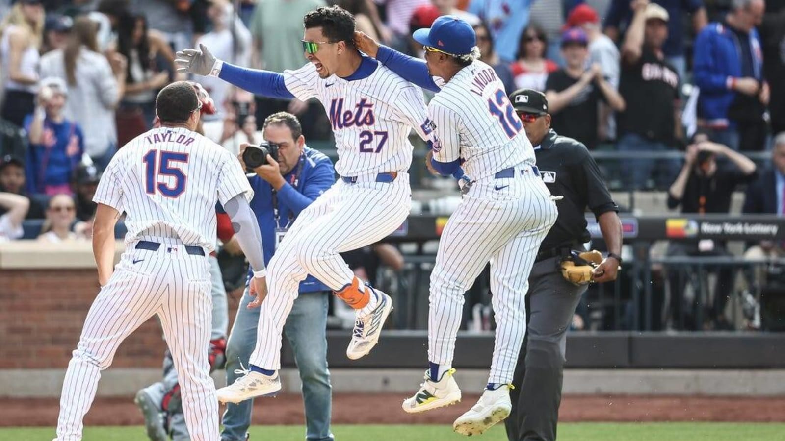 After thrilling comeback win, Mets start series vs. Cubs