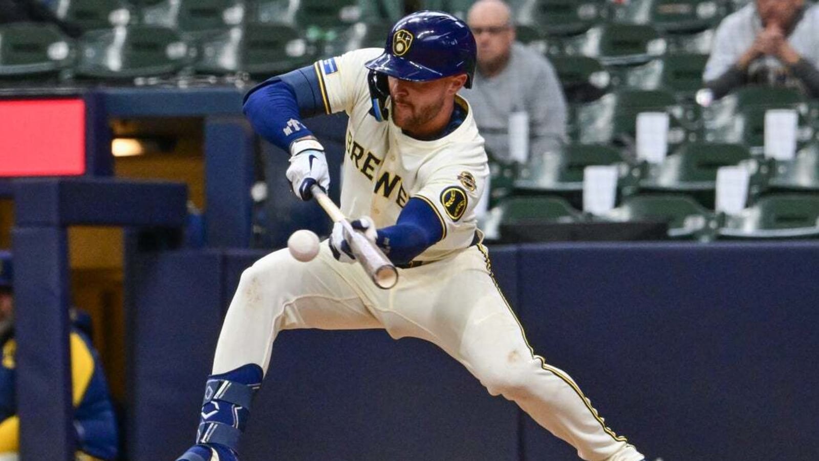 Brice Turang&#39;s 11th-inning bunt gives Brewers walk-off win over Royals