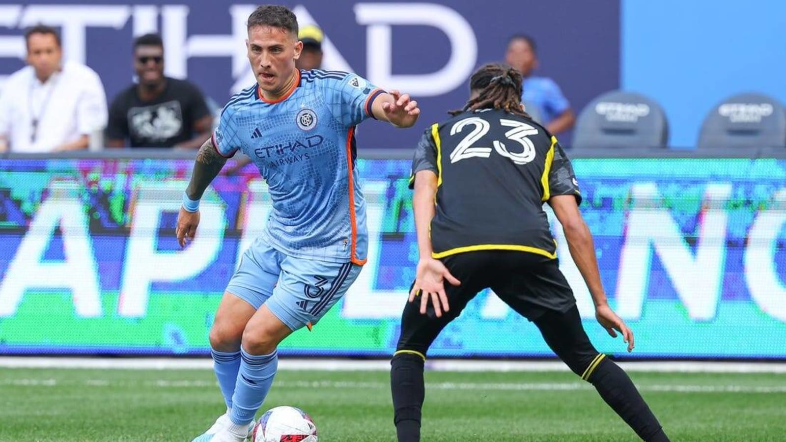 New York FC score in stoppage time to knot Crew, 1-1