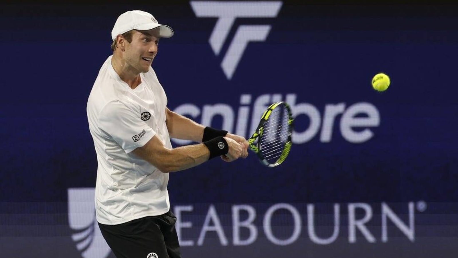 Botic van de Zandschulp upsets No. 3 seed Casper Ruud in Miami Yardbarker