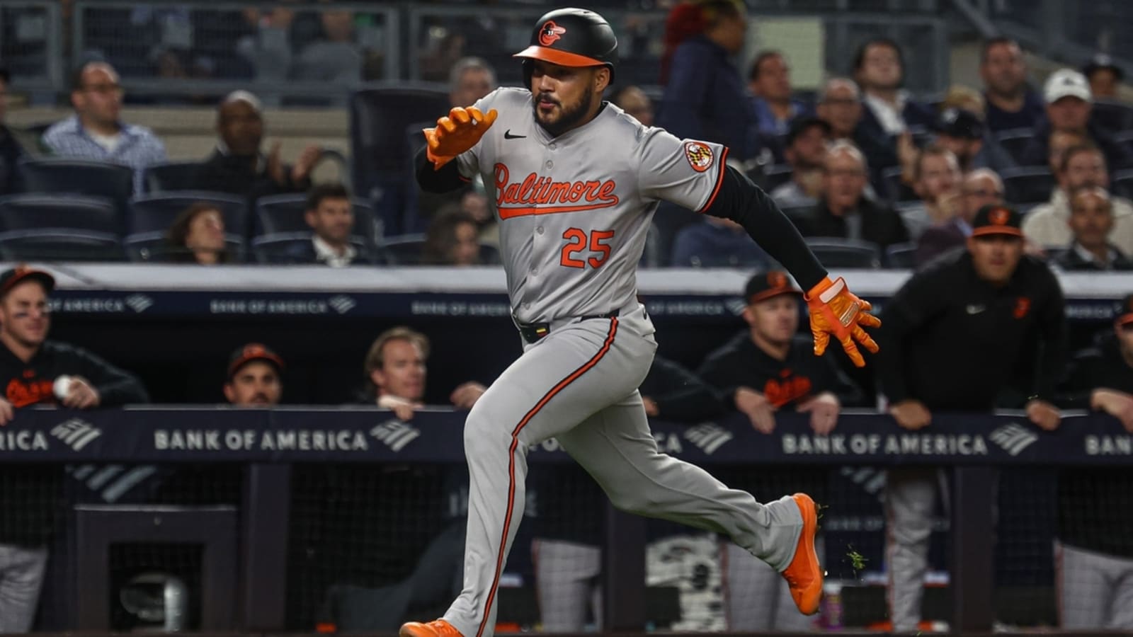 Orioles outslug Yankees, clinch playoff berth