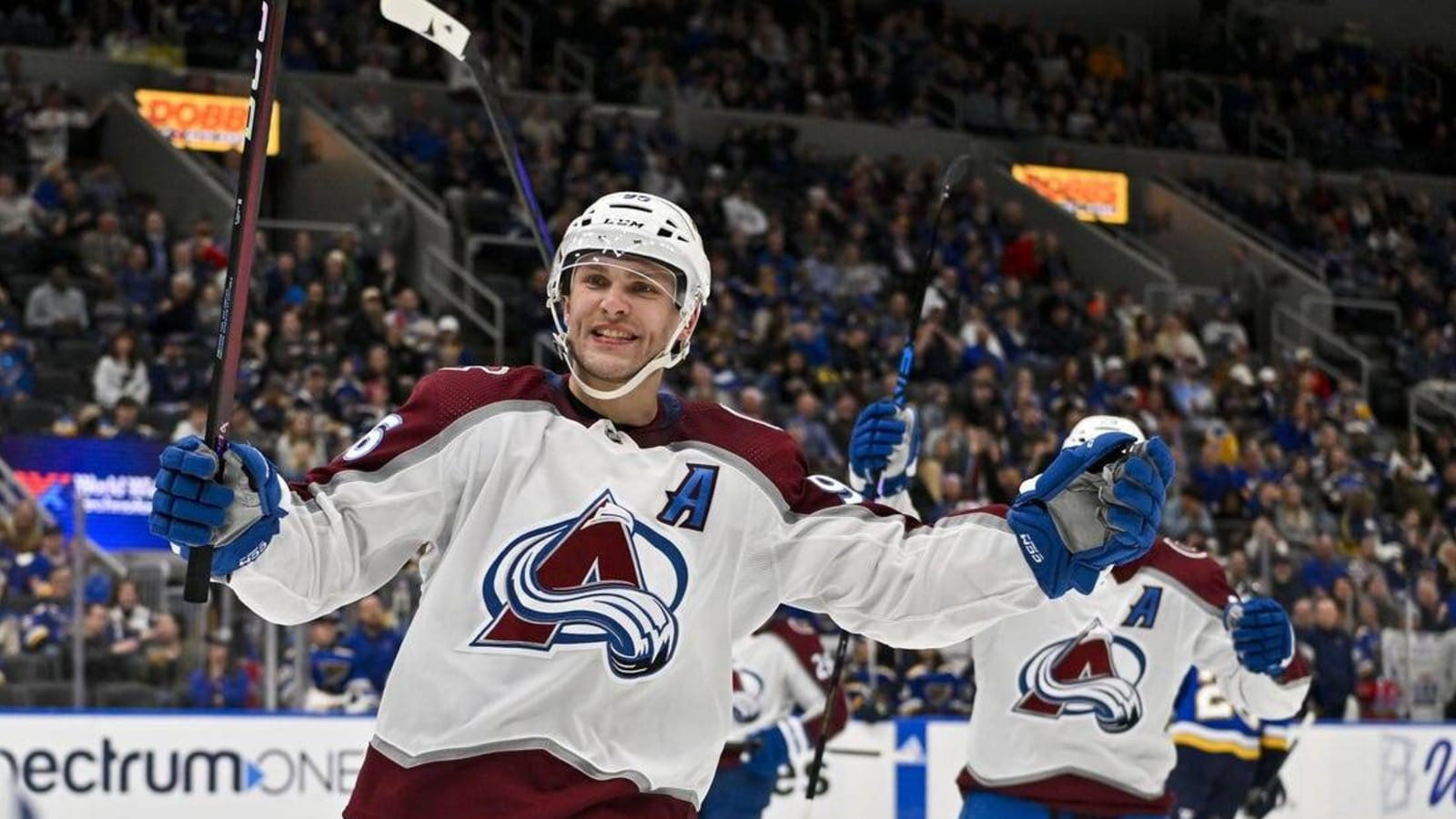 Avalanche look to extend win streak to eight, face Blue Jackets