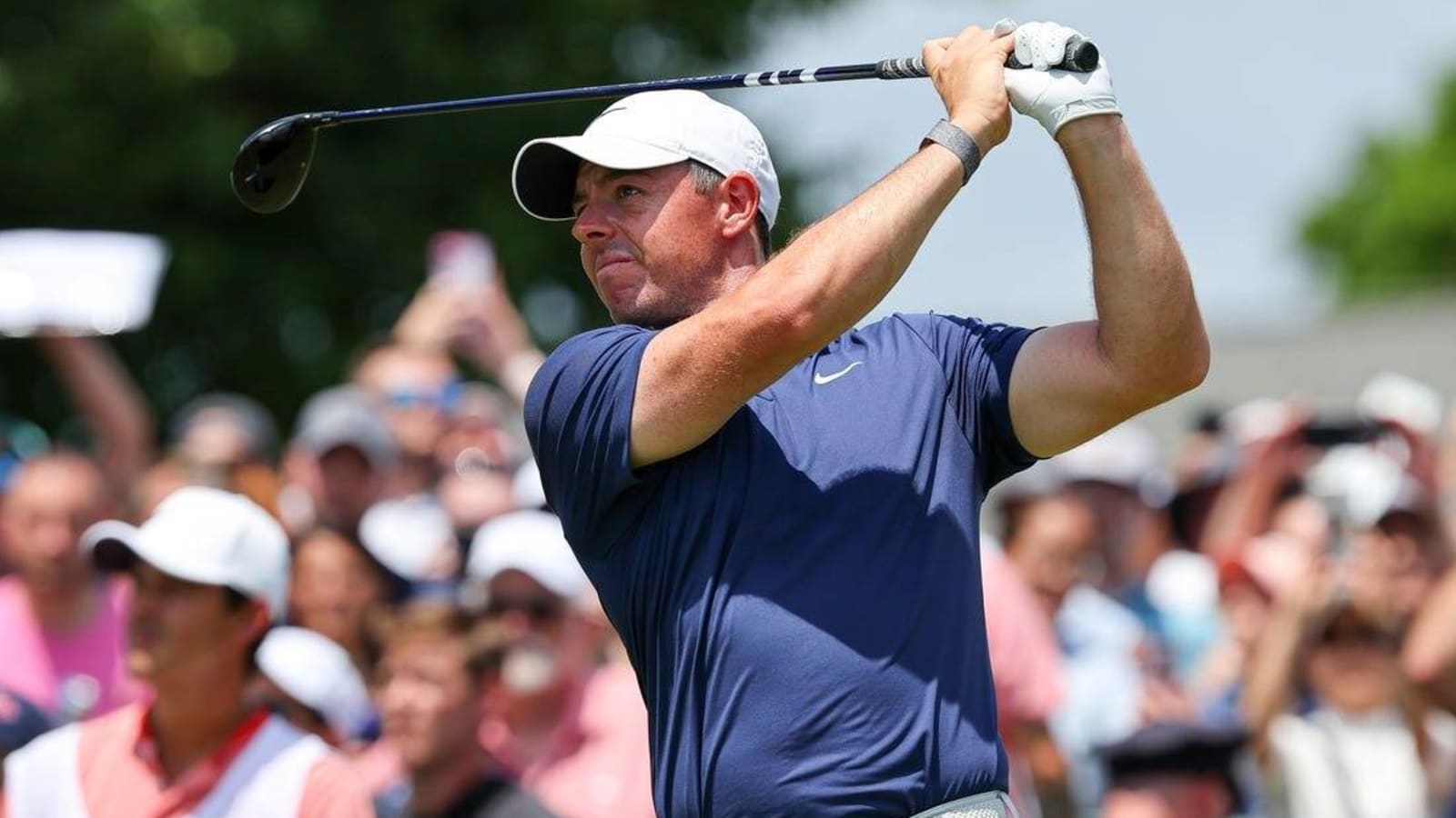 Rory McIlroy birdies last two holes to win Scottish Open