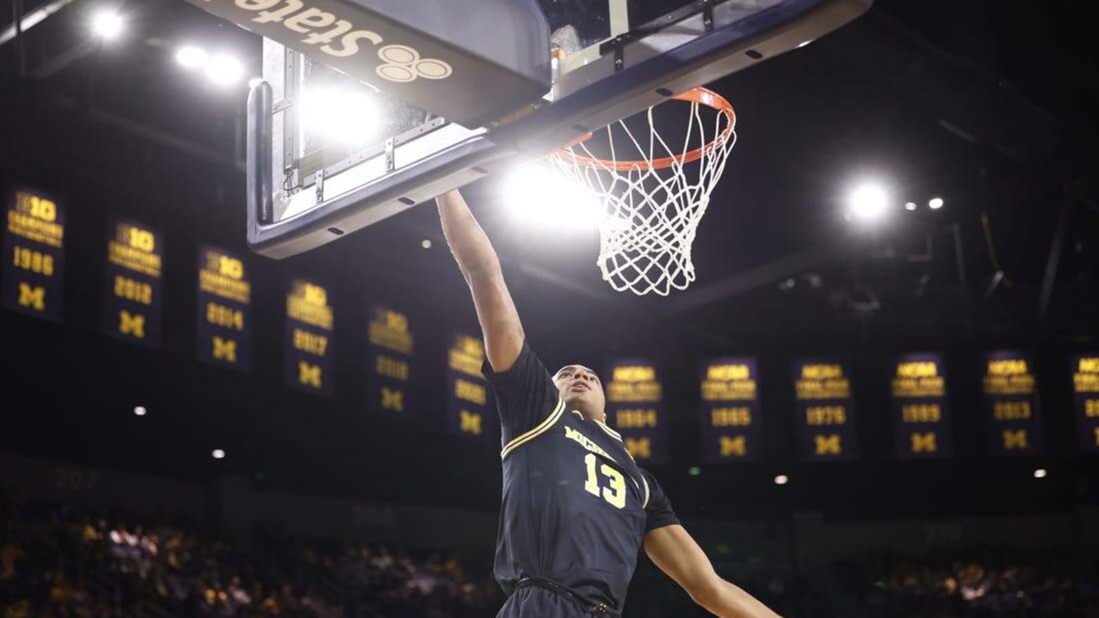 Kobe Bufkin helps Michigan escape vs. Lipscomb