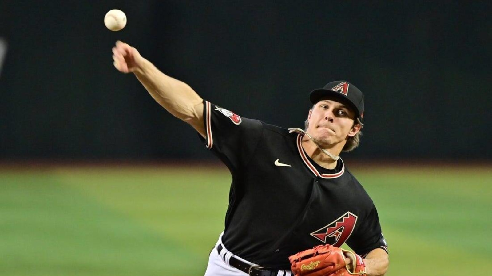 Surprising D-backs seek another win over Cardinals