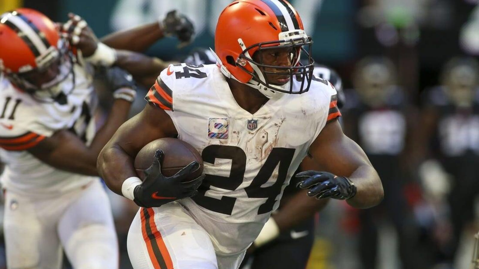 Browns&#39; running game a tall test for visiting Chargers