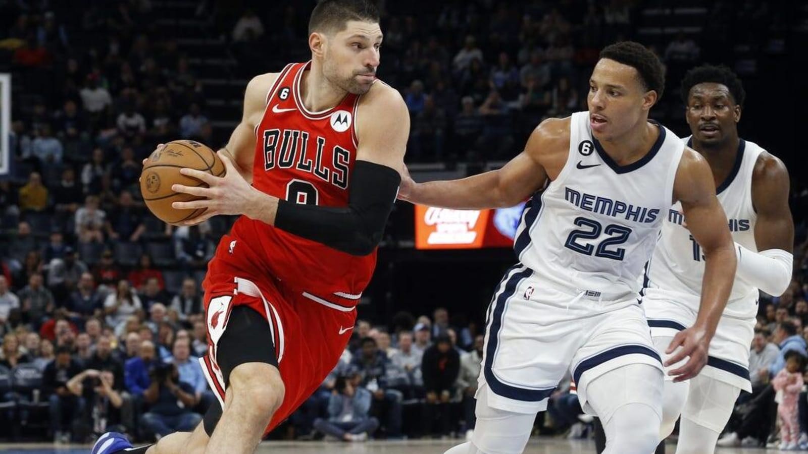 Bulls brace for Grizzlies&#39; smothering defense