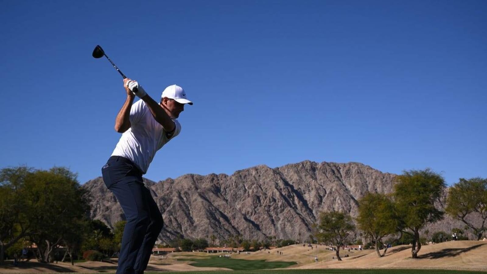 &#39;Relaxed&#39; American Express begins West Coast swing