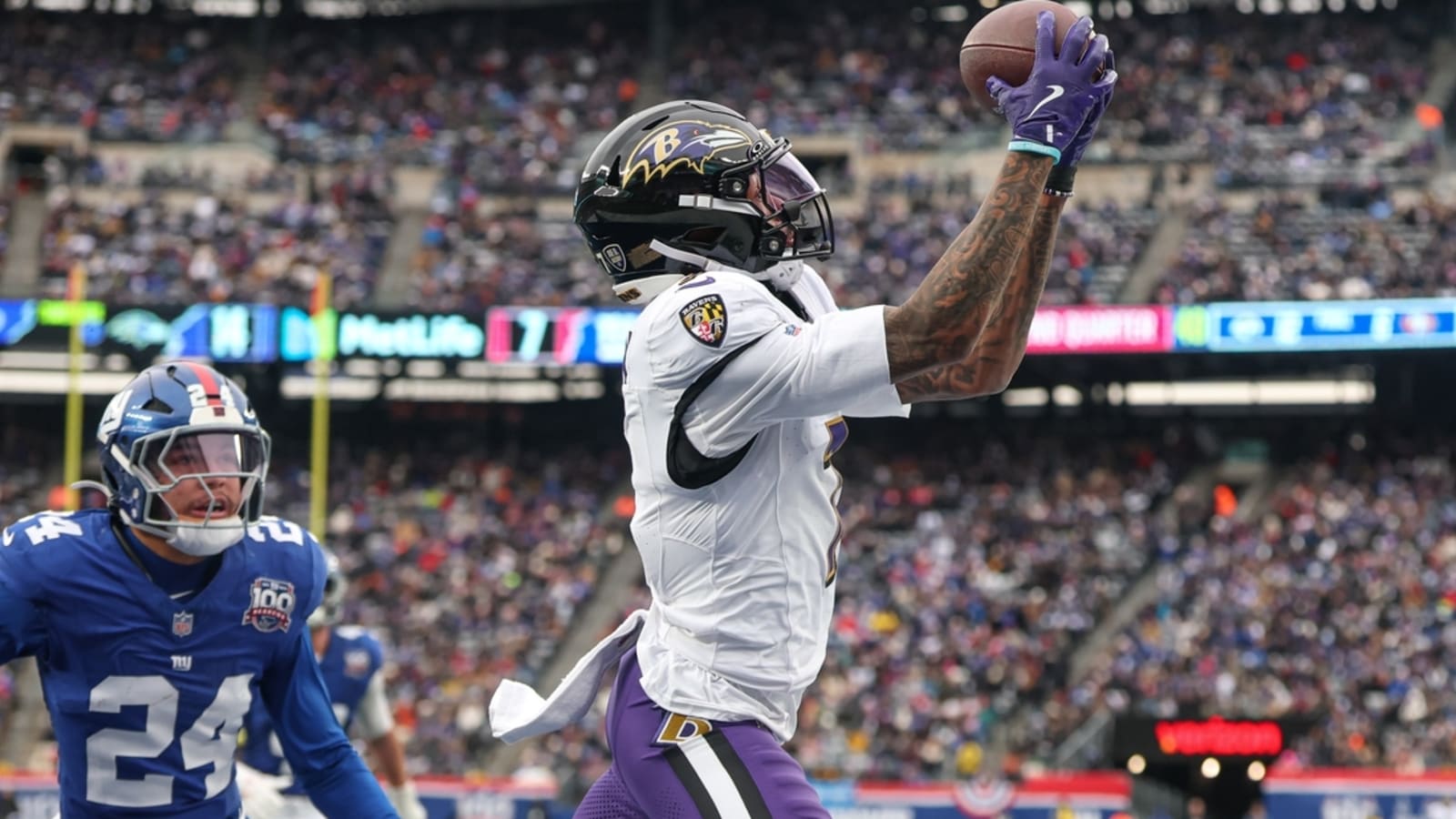 Ravens WR Rashod Bateman wearing a walking boot