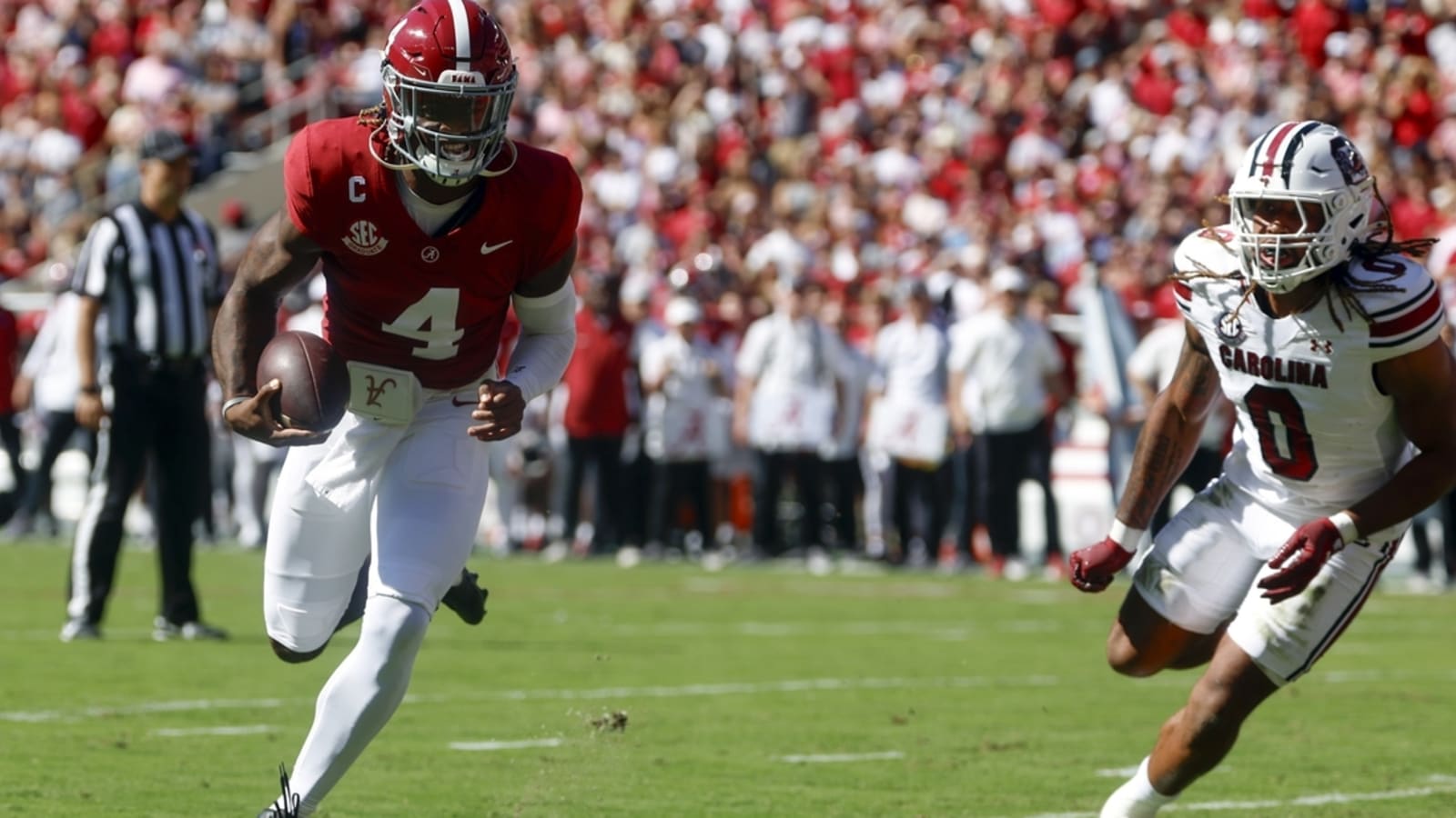 No. 7 Alabama rallies, survives South Carolina upset bid