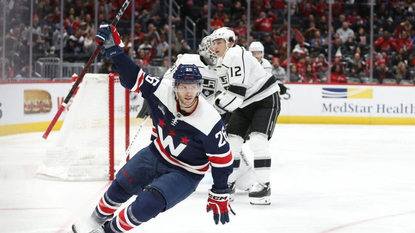Capitals fend off Kings to end brief slide