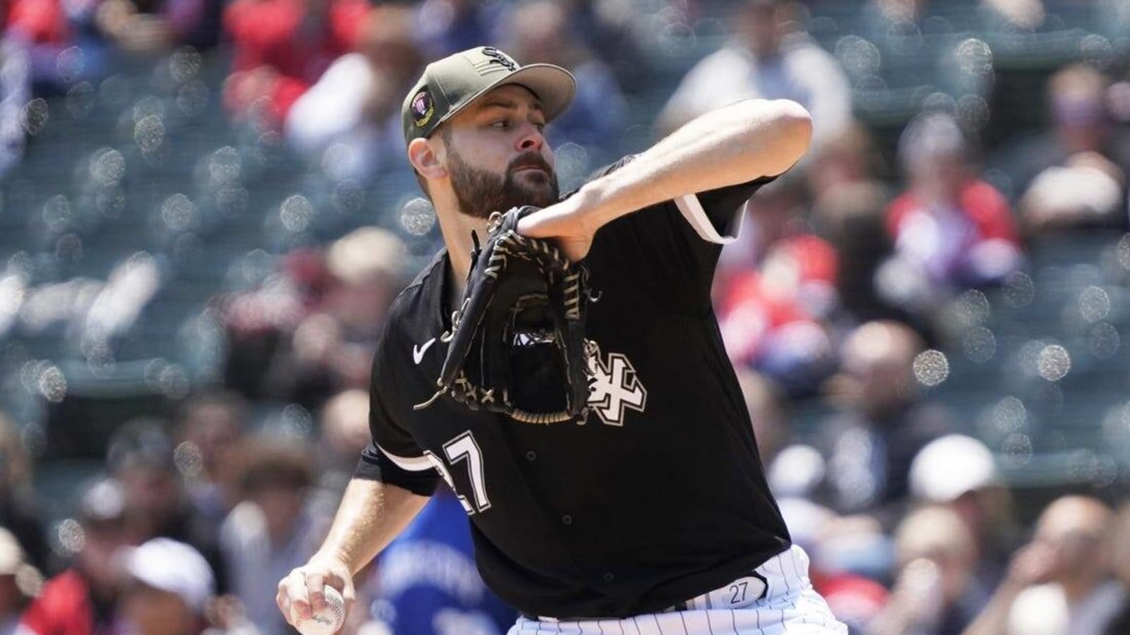 White Sox attempt to continue resurgence in Detroit