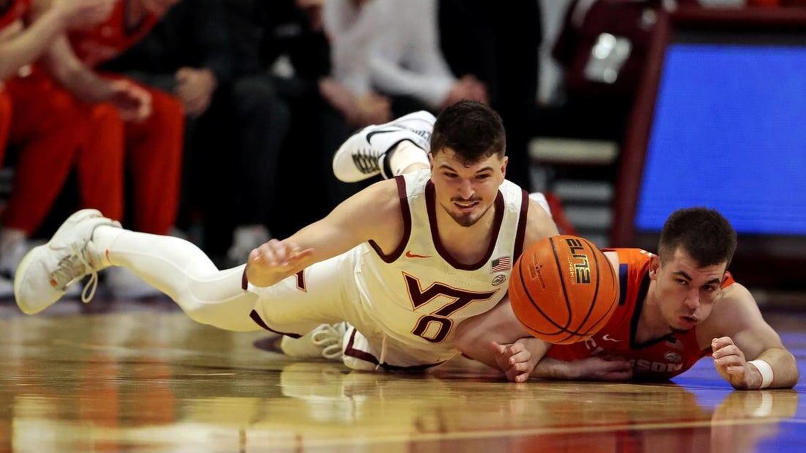 Sean Pedulla drops 32 as Virginia Tech upsets No. 21 Clemson