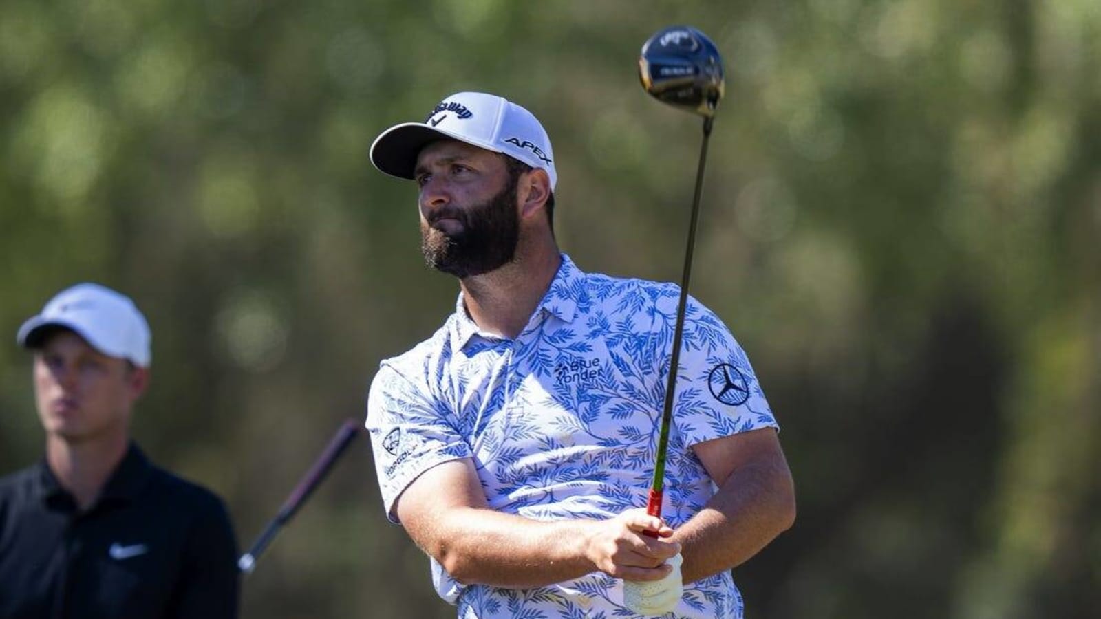 Golf Glance: Tiger draws star-studded field to Hero World Challenge