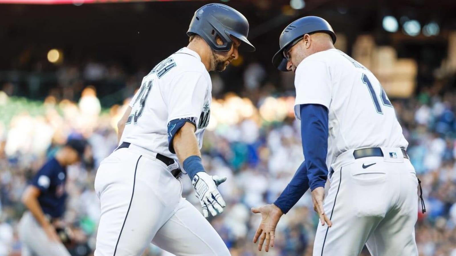 Cal Raleigh&#39;s two homers propel Mariners past Red Sox