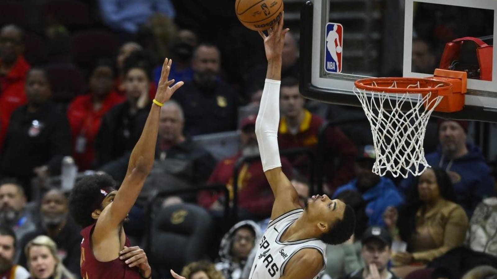 Pistons face Spurs in battle of bottom-dwellers