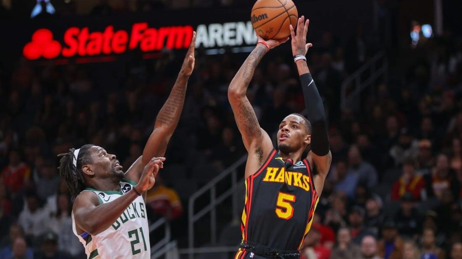 Bucks blow 24-point lead, but recover to beat Hawks