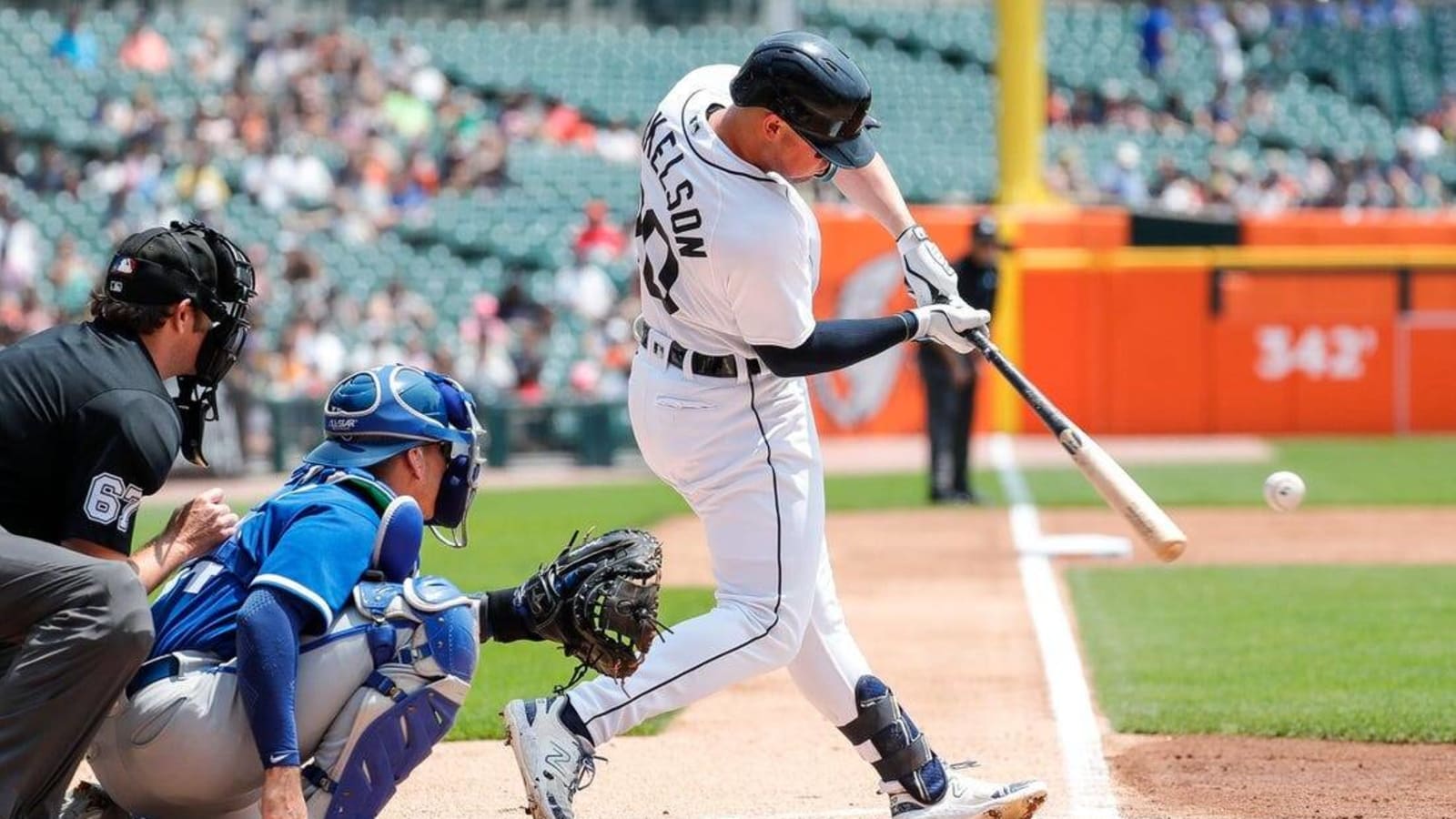 Bottom of the order powers Tigers past Royals, 9-4