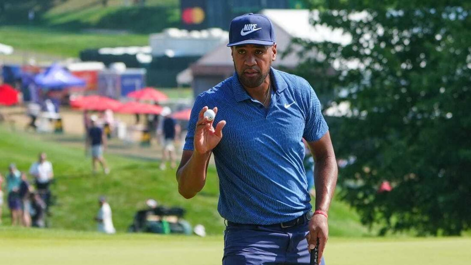 Golf Glance: FedEx Cup playoff chase heats up in Twin Cities