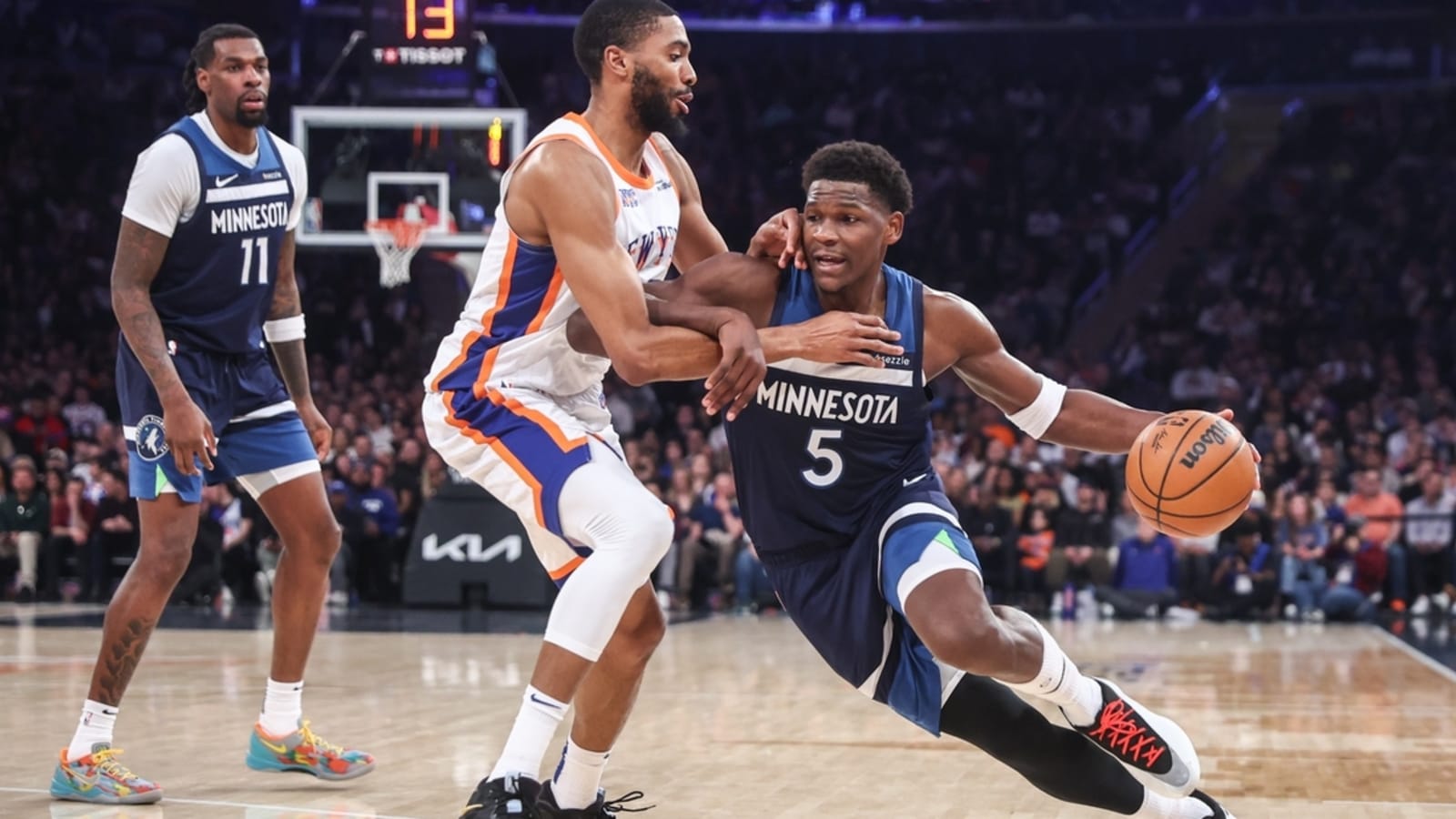 Wolves ride Anthony Edwards&#39; big night to big win