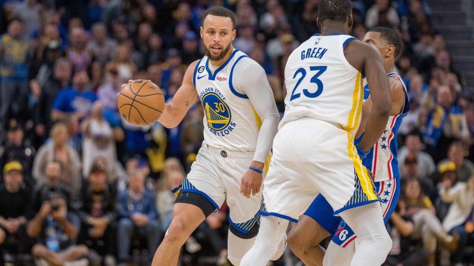 Warriors, Wolves meet looking to improve playoff stock