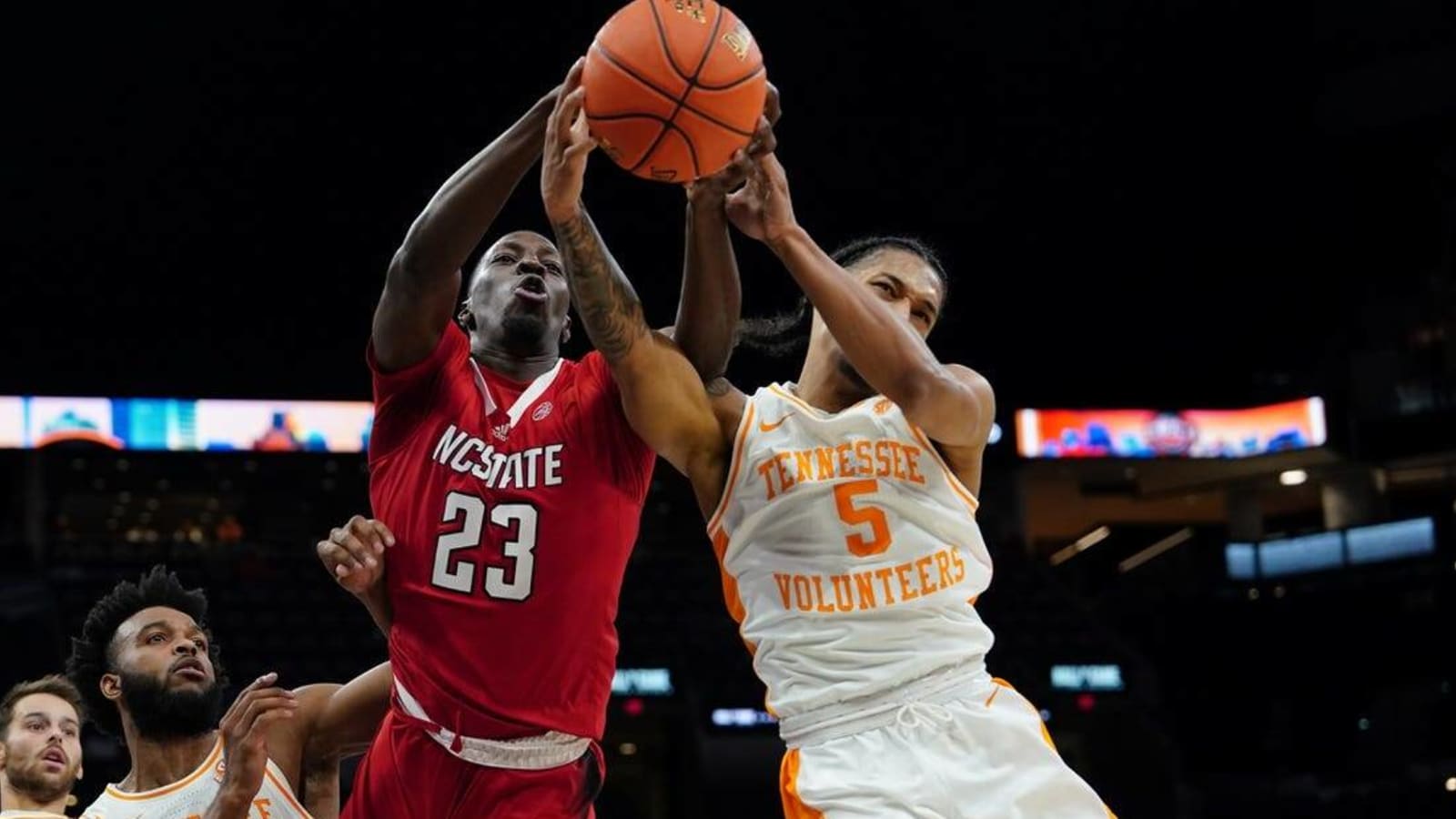 No. 12 Tennessee takes down NC State in San Antonio