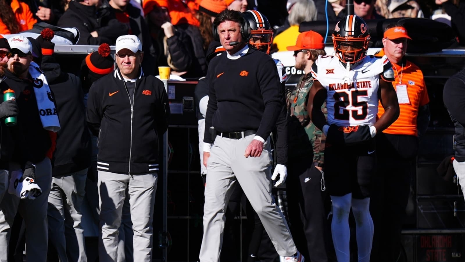 Reports: Oklahoma State coach Mike Gundy agrees to restructured deal