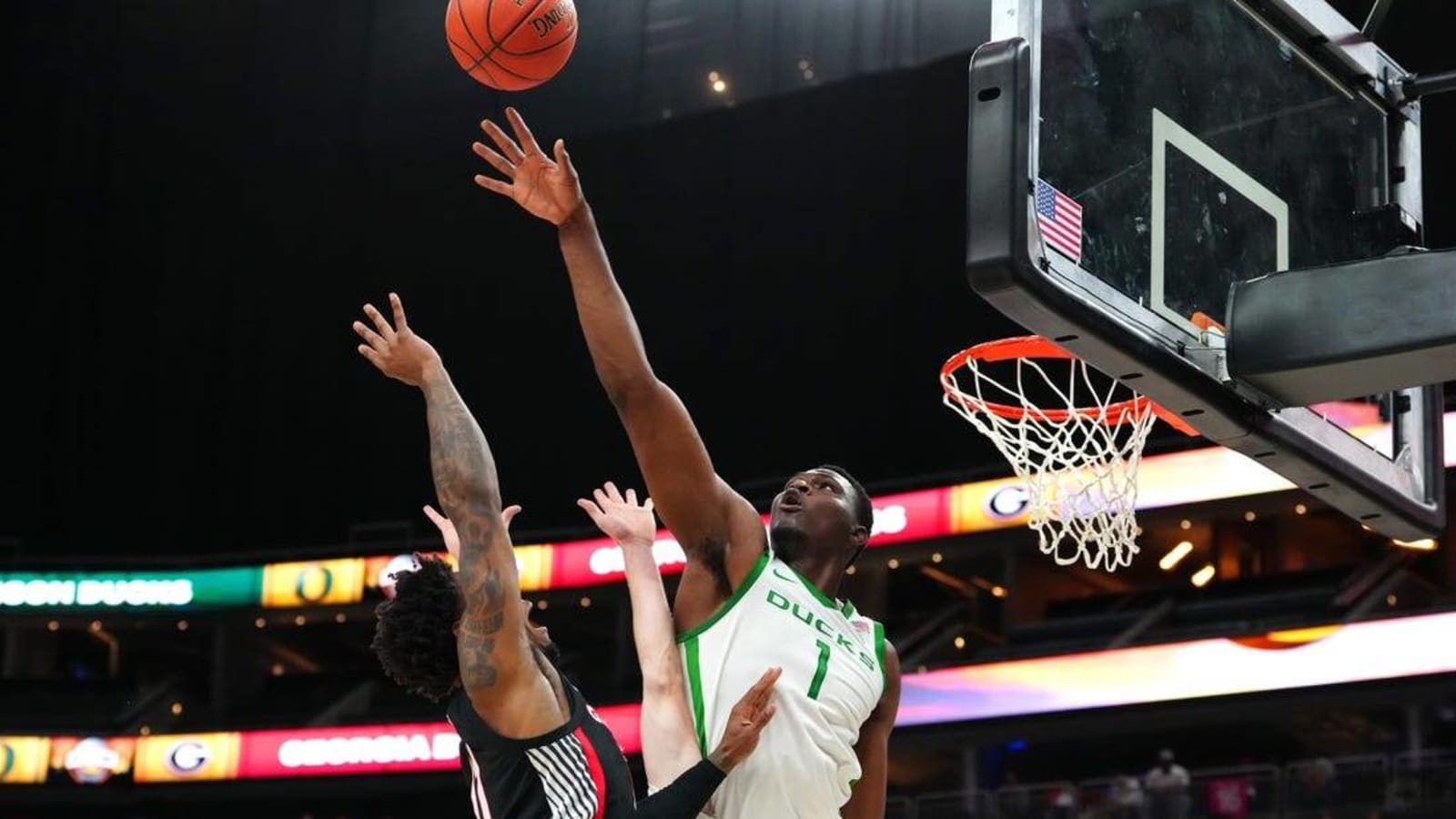 After N&#39;Faly Dante&#39;s historic game, Oregon faces Montana