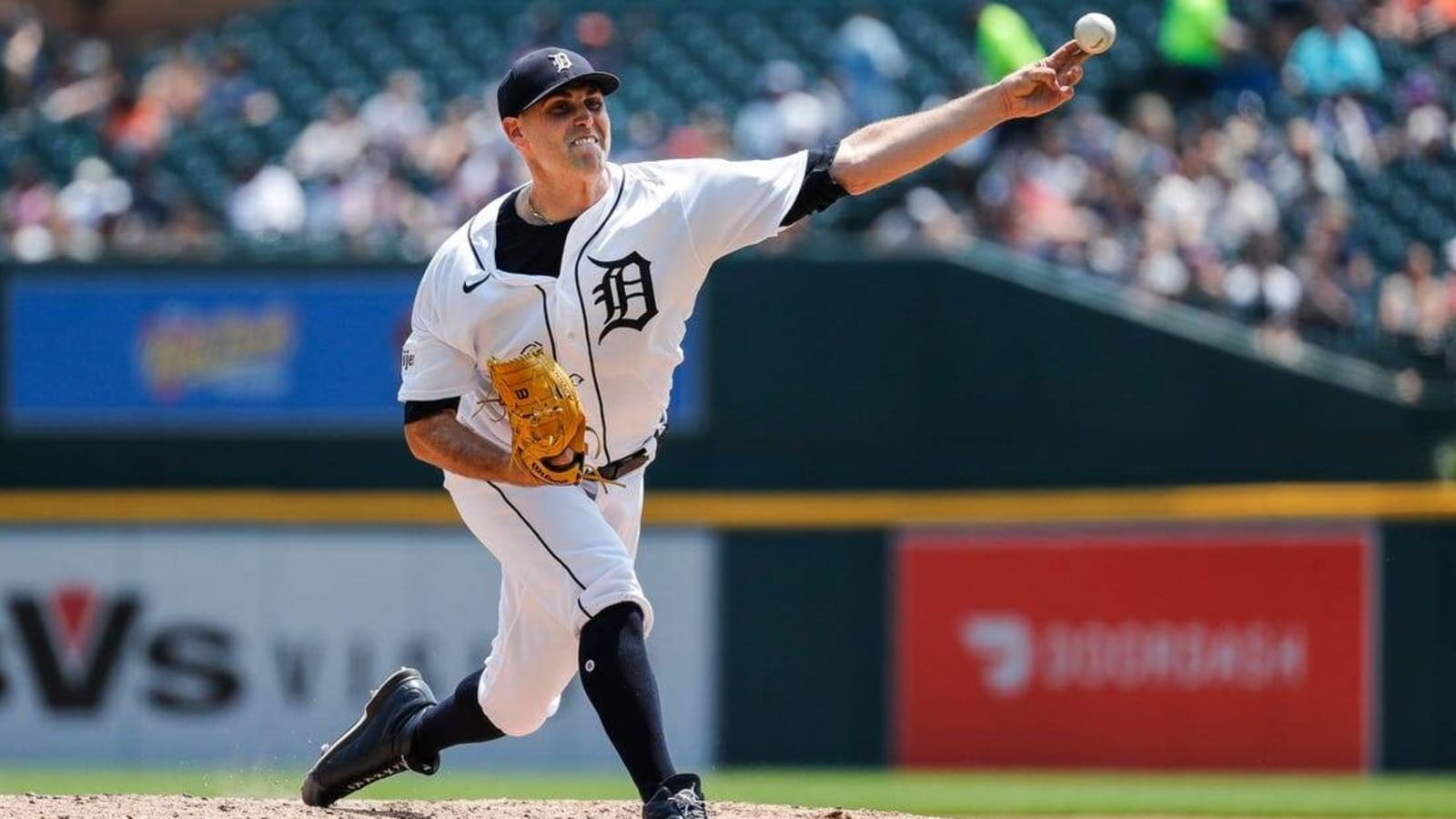 Tigers pitchers Matthew Boyd, Will Vest exit with injuries
