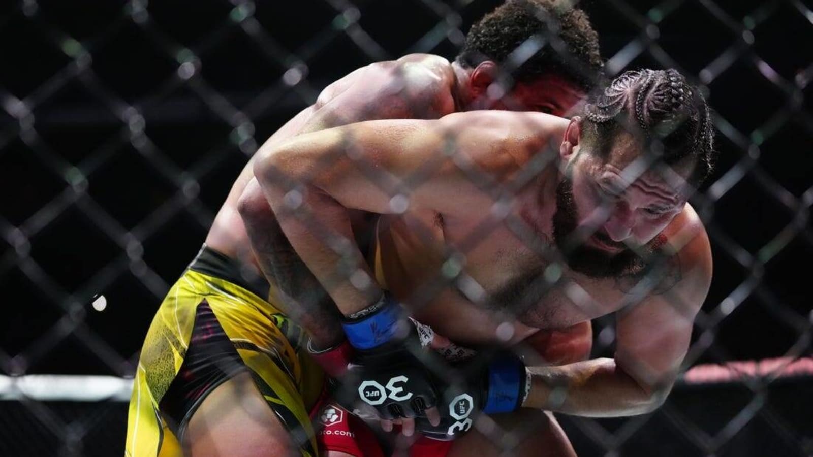 UFC star Jorge Masvidal announces retirement