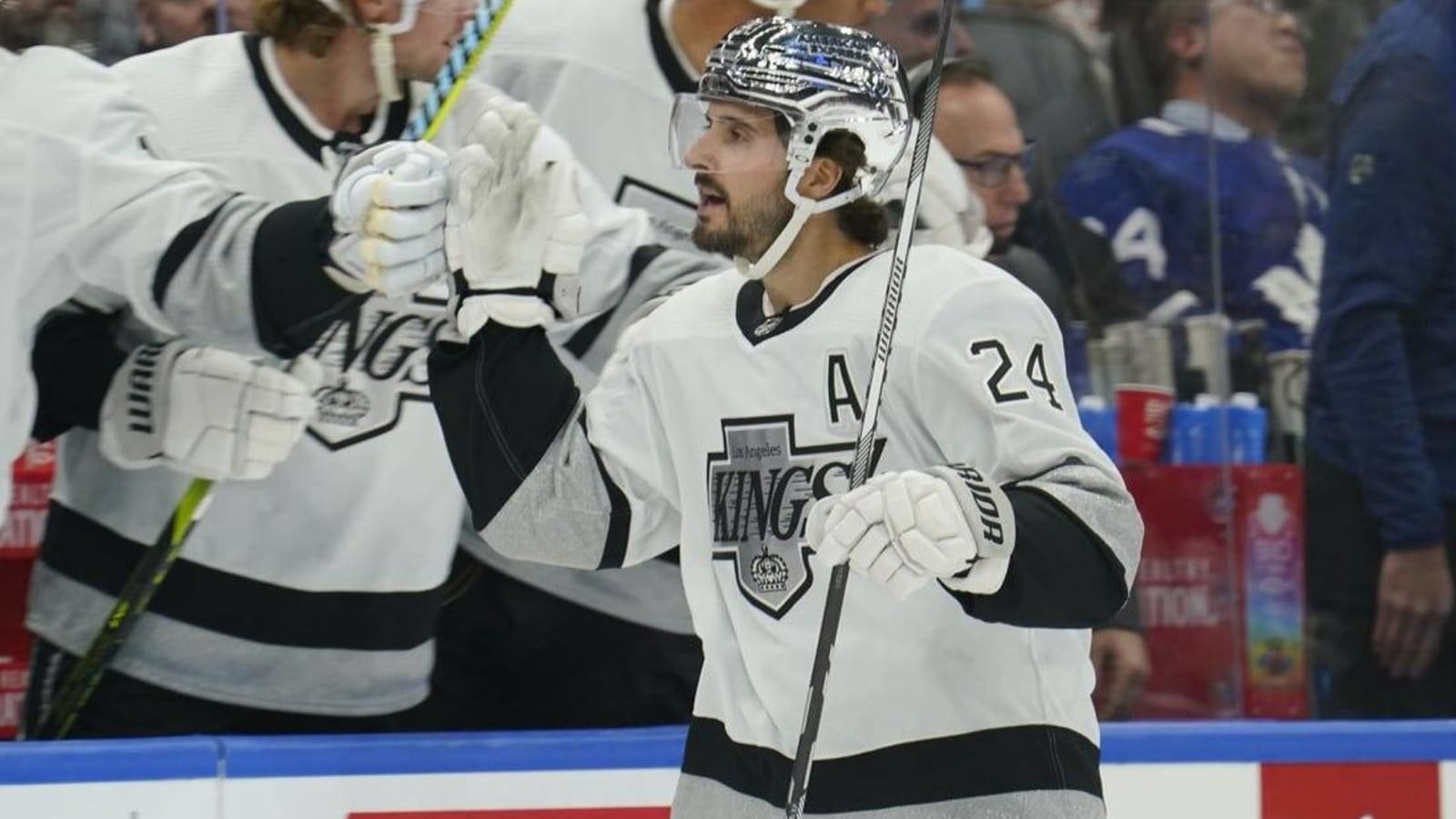 Kings to unleash road show against Canadiens
