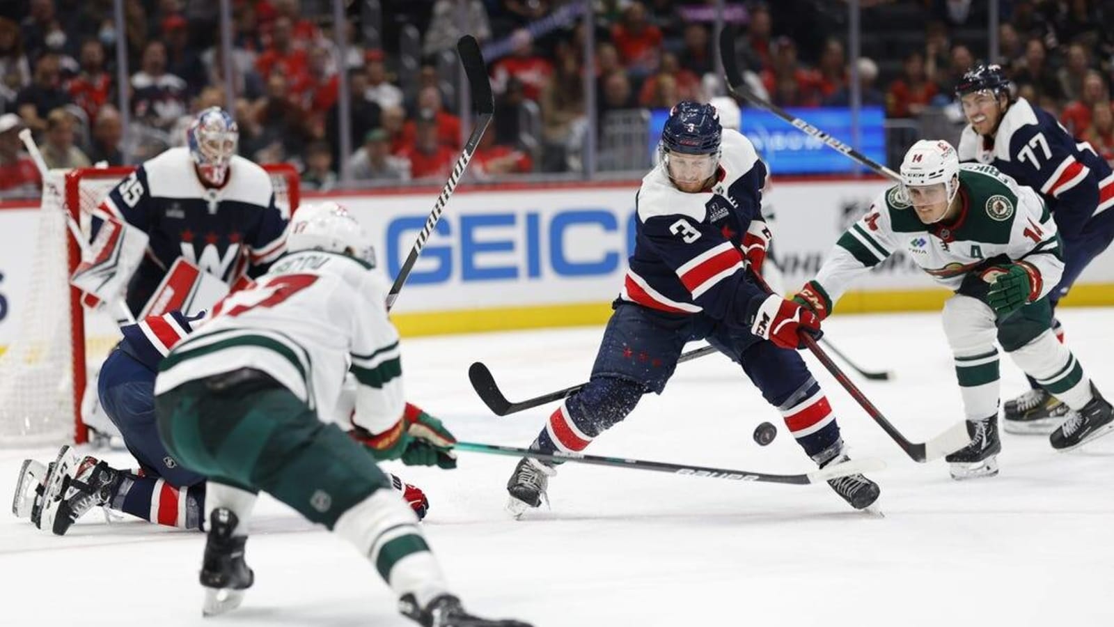 John Carlson scores in shootout to lift Capitals over Wild