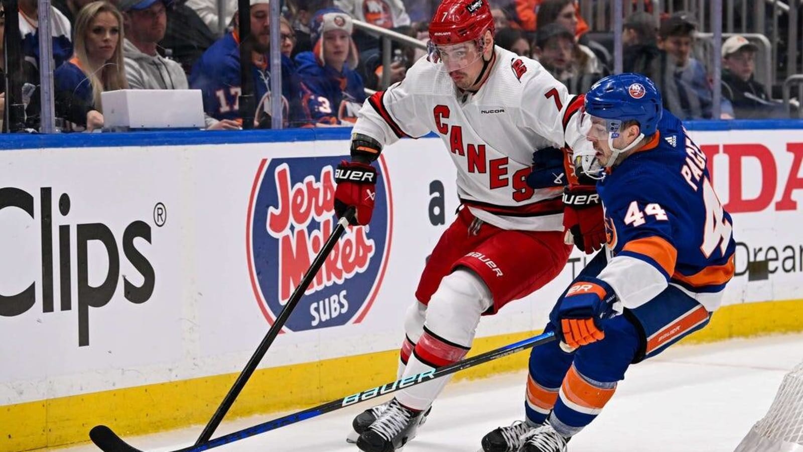 Hurricanes push Islanders to brink by winning third straight