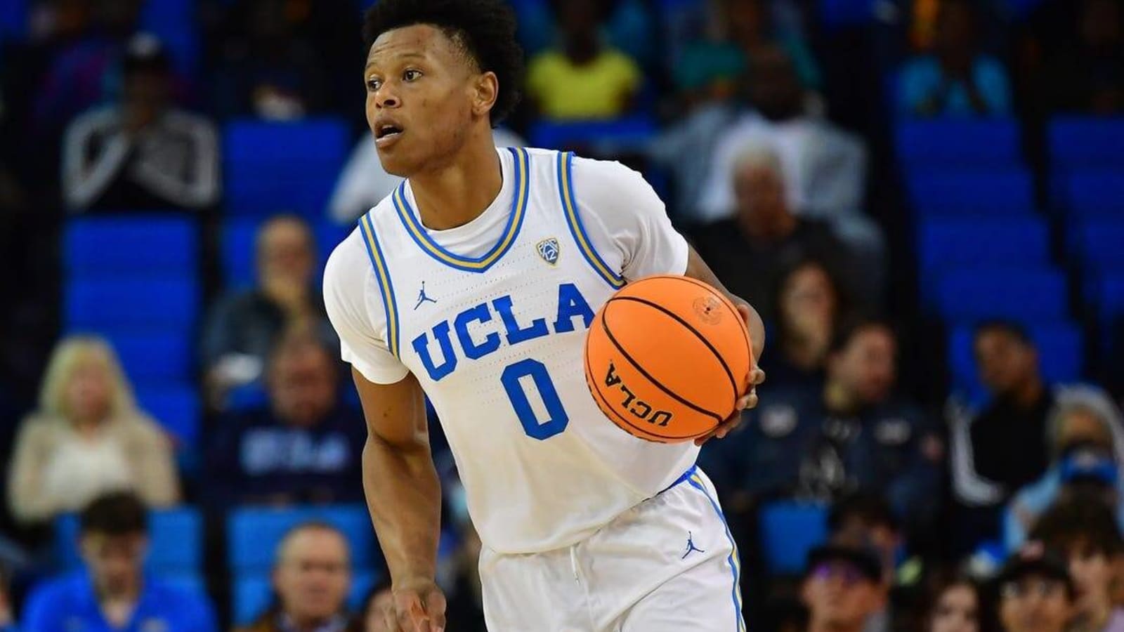 Jaylen Clark, No. 8 UCLA look to topple No. 19 Illinois