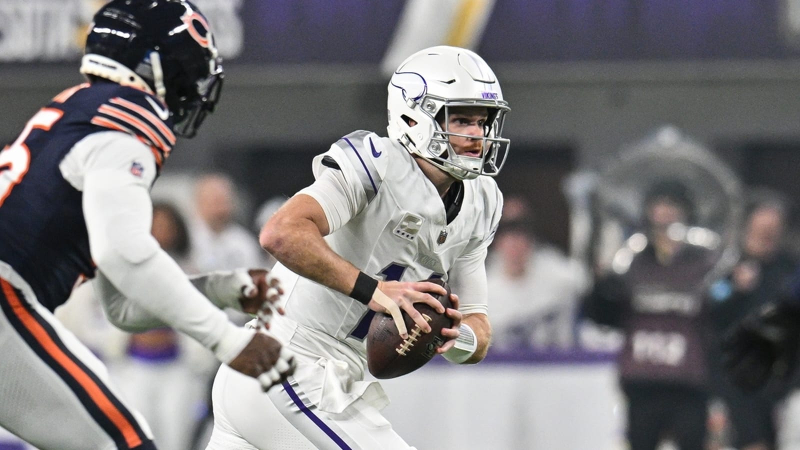 Vikings extend winning streak, pile on to Bears&#39; skid