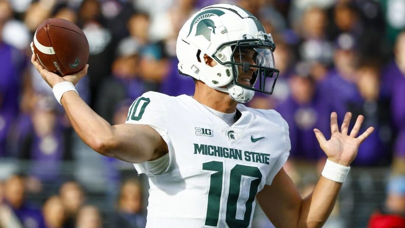 Washington upends No. 11 Michigan State, 39-28