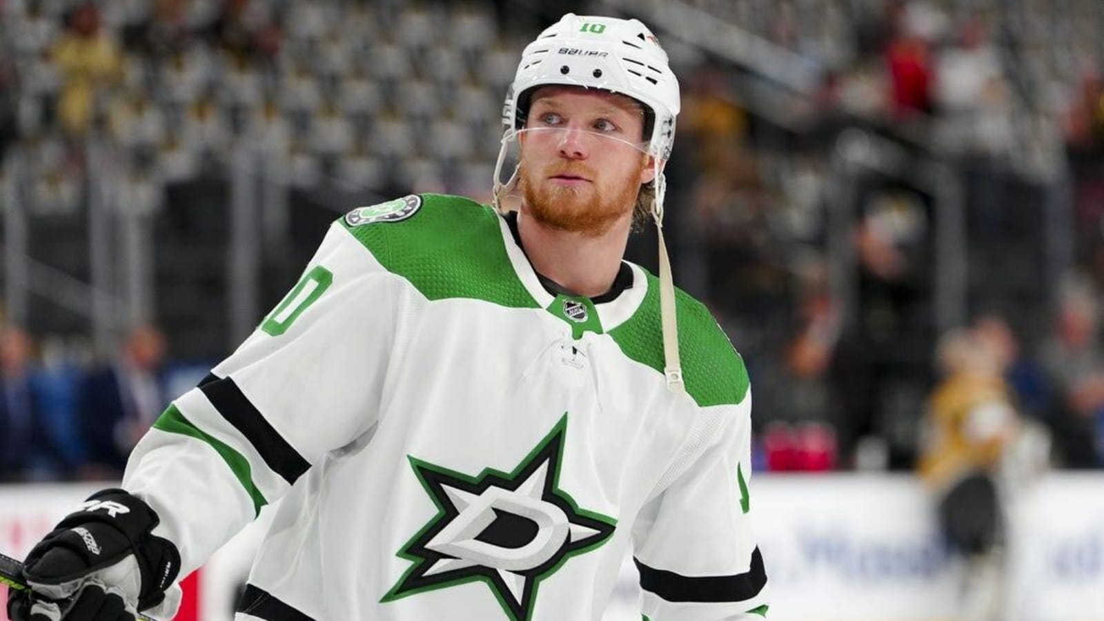 Stars re-sign F Ty Dellandrea to one-year deal