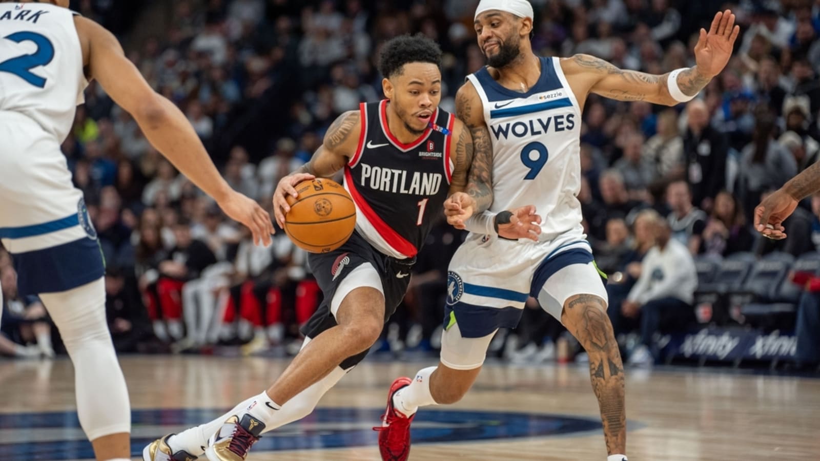 Short-handed Timberwolves rally to top Trail Blazers