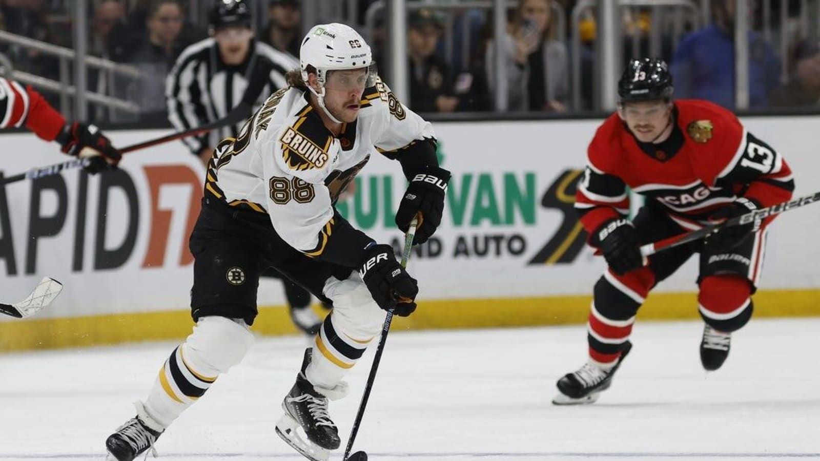 Boston Bruins at Chicago Blackhawks prediction, pick for 3/14: Bruins look to extend Hawks' loss streak