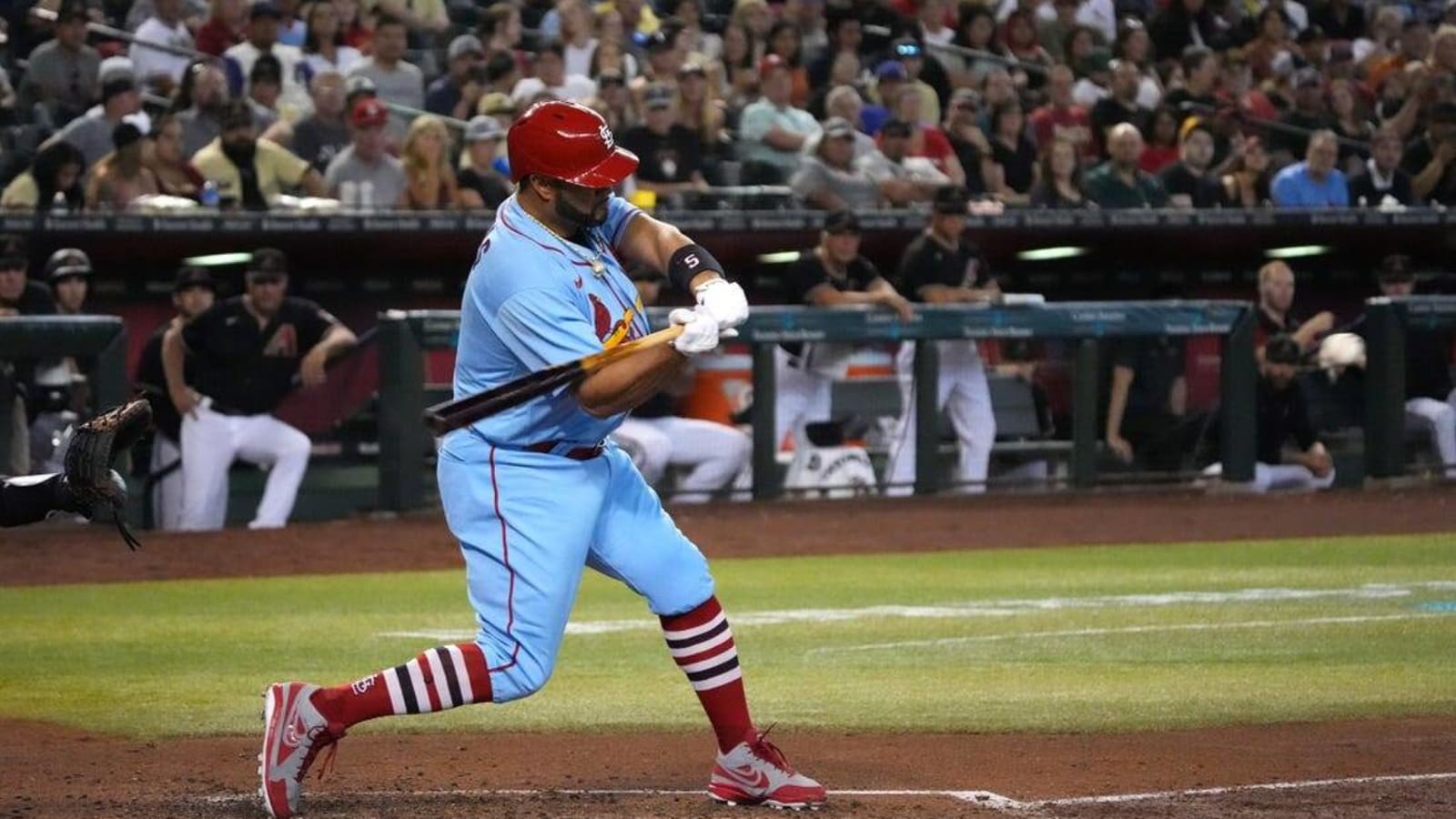 Albert Pujols blasts 2 HRs to power Cardinals past Diamondbacks